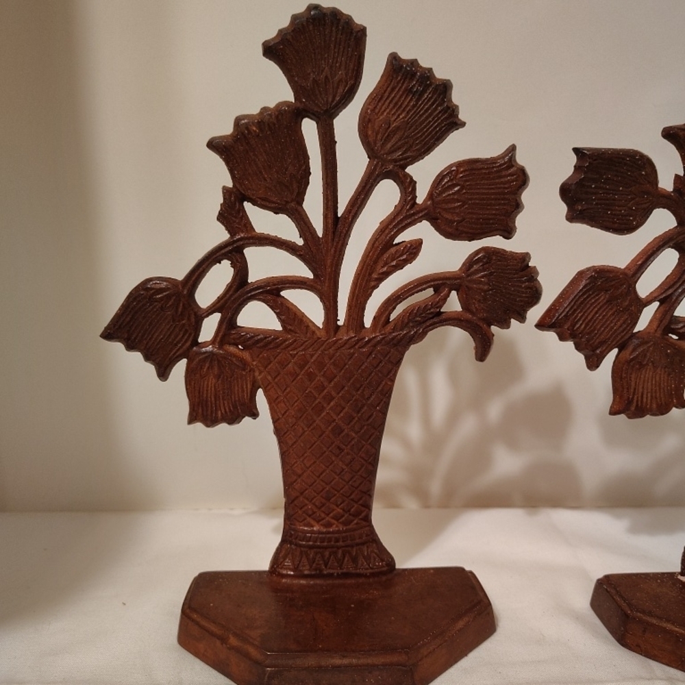 Rustic Brown Cast Iron Floral Vase Bookend - Decorative Home Accent